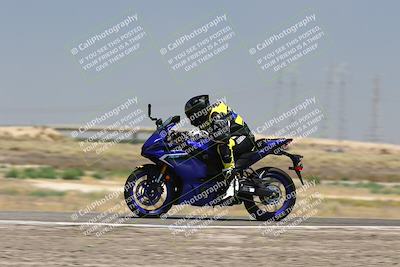media/Aug-03-2025-TrackDaz (Sun) [[bf4a71acf9]]/B Group/1220pm (Wheelie Bump)/